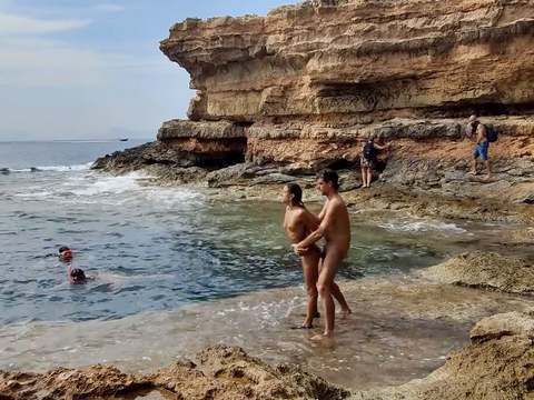KiloTube presents: Divers watching us fuck at the beach give us some help