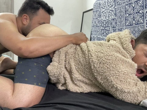 KiloTube presents: I'm very cold, my stepbrother fucks me unexpectedly to give me a little warmth